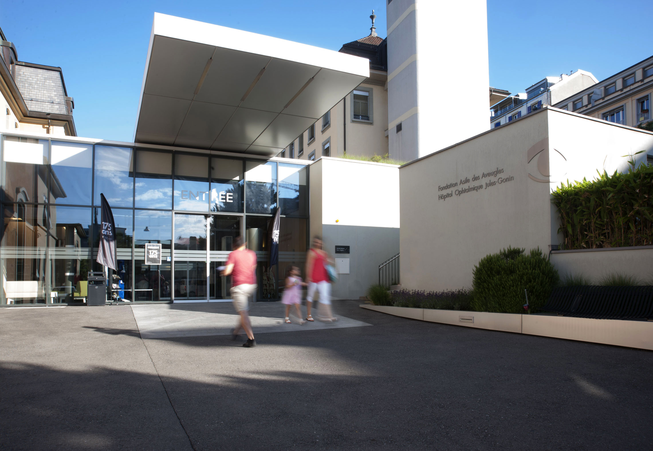 Entrée de l'hôpital